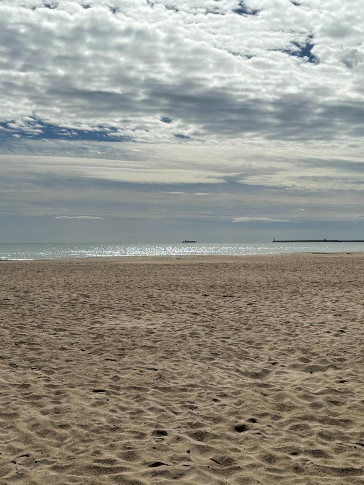 Apartamento Primera Linea De Playa Patacona فالنسيا المظهر الخارجي الصورة
